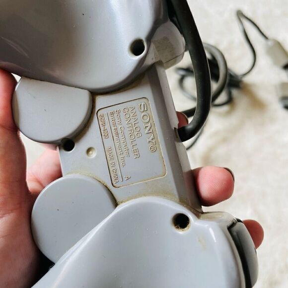 Sony PlayStation 1 PS1 Dual Shock Analog Gray Controller (SCPH-1200) - Picture 5 of 6